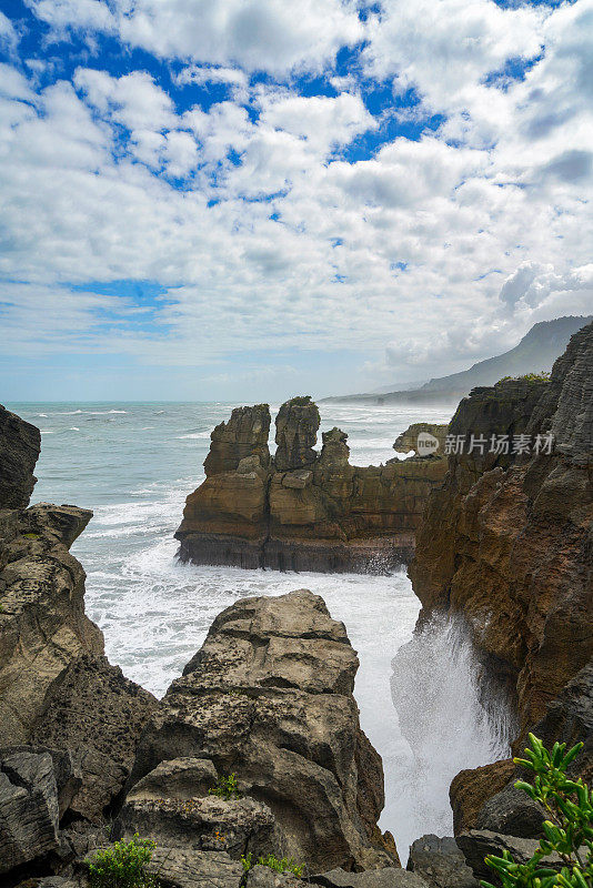 Punakaiki Pancake Rocks and Blowholes Walk, Paparoa国家公园，新西兰